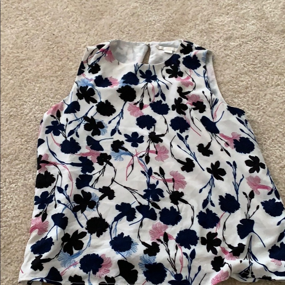 Sleeveless top